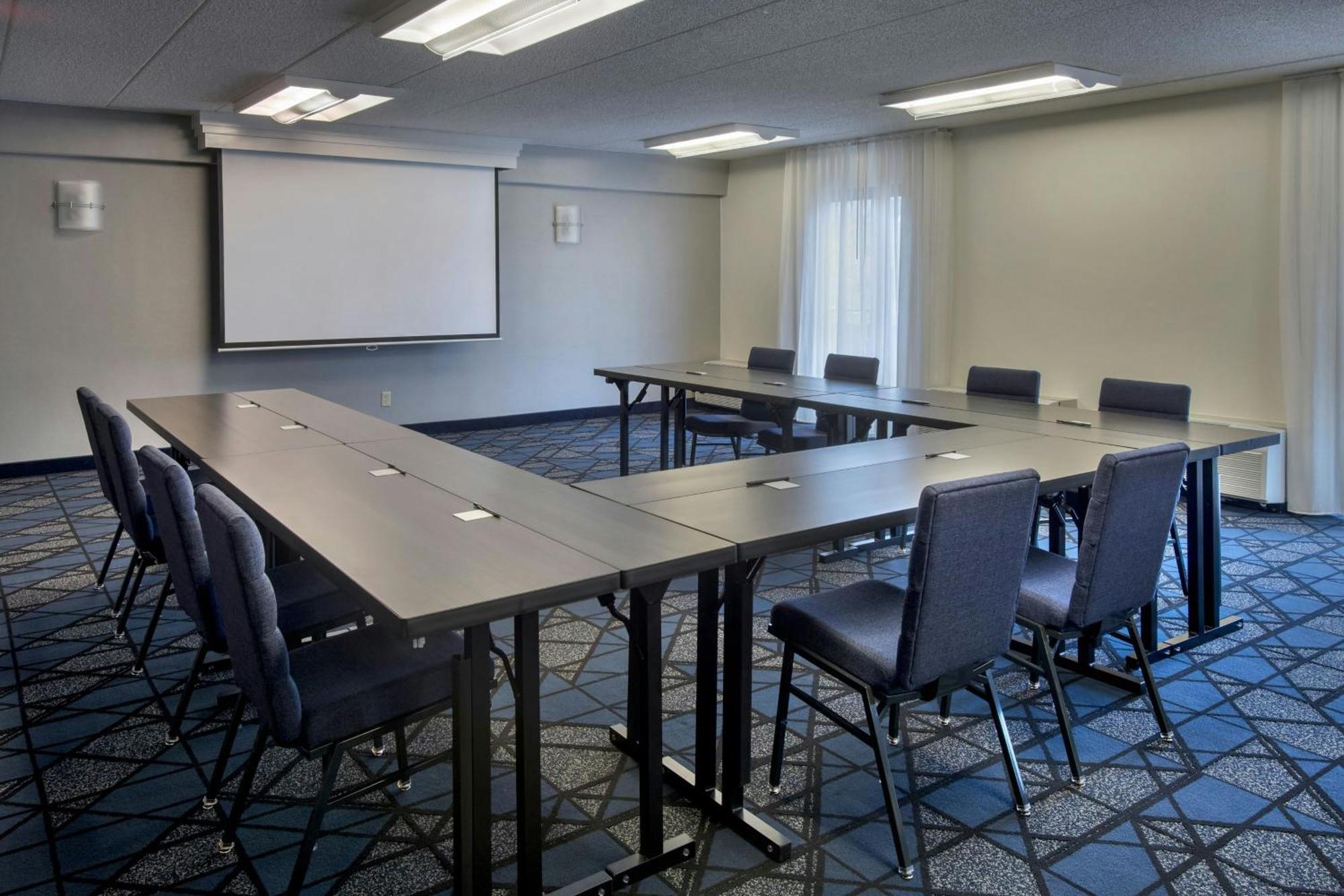 Courtyard By Marriott New Carrollton לנדובר מראה חיצוני תמונה