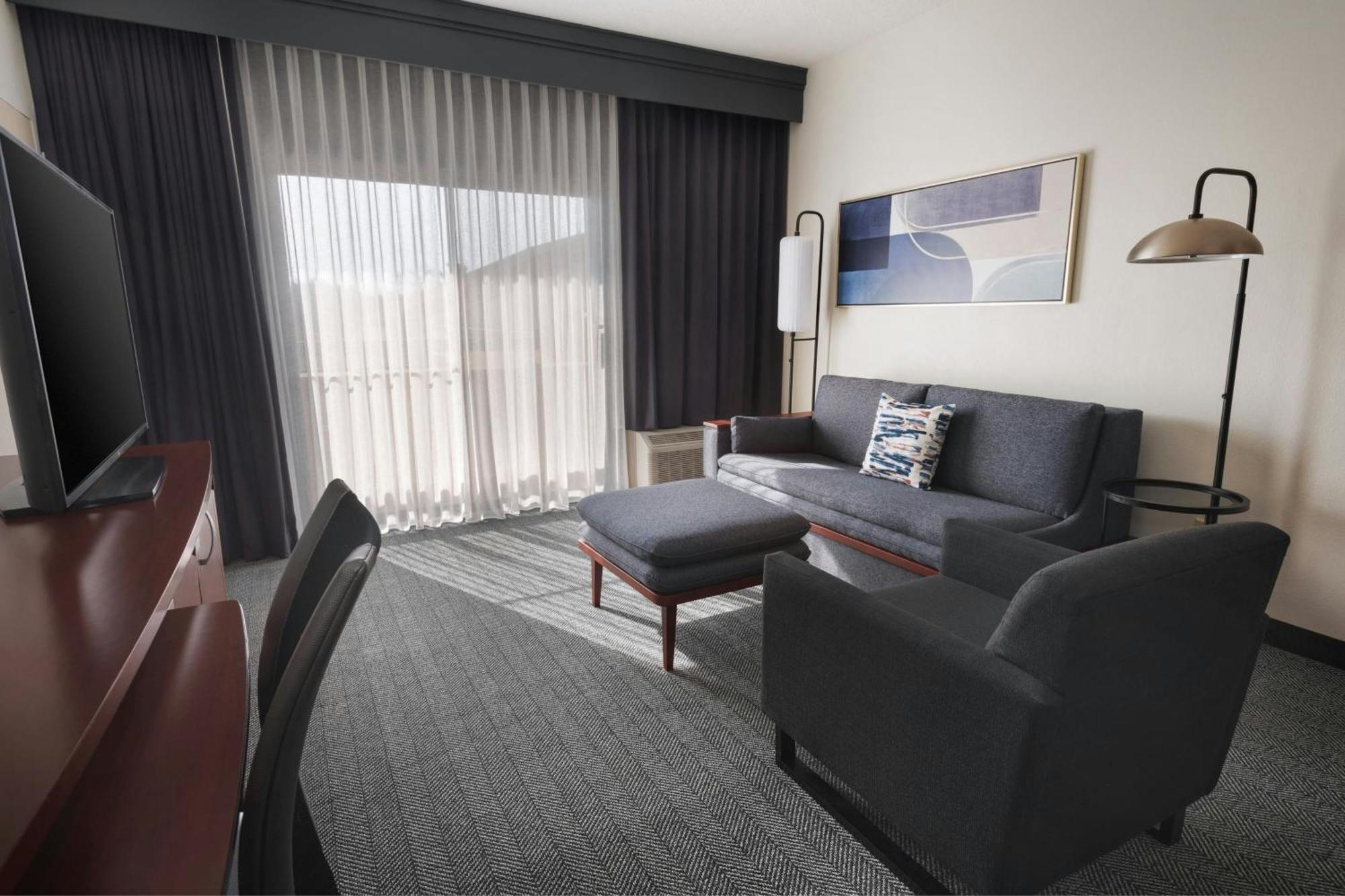 Courtyard By Marriott New Carrollton לנדובר מראה חיצוני תמונה