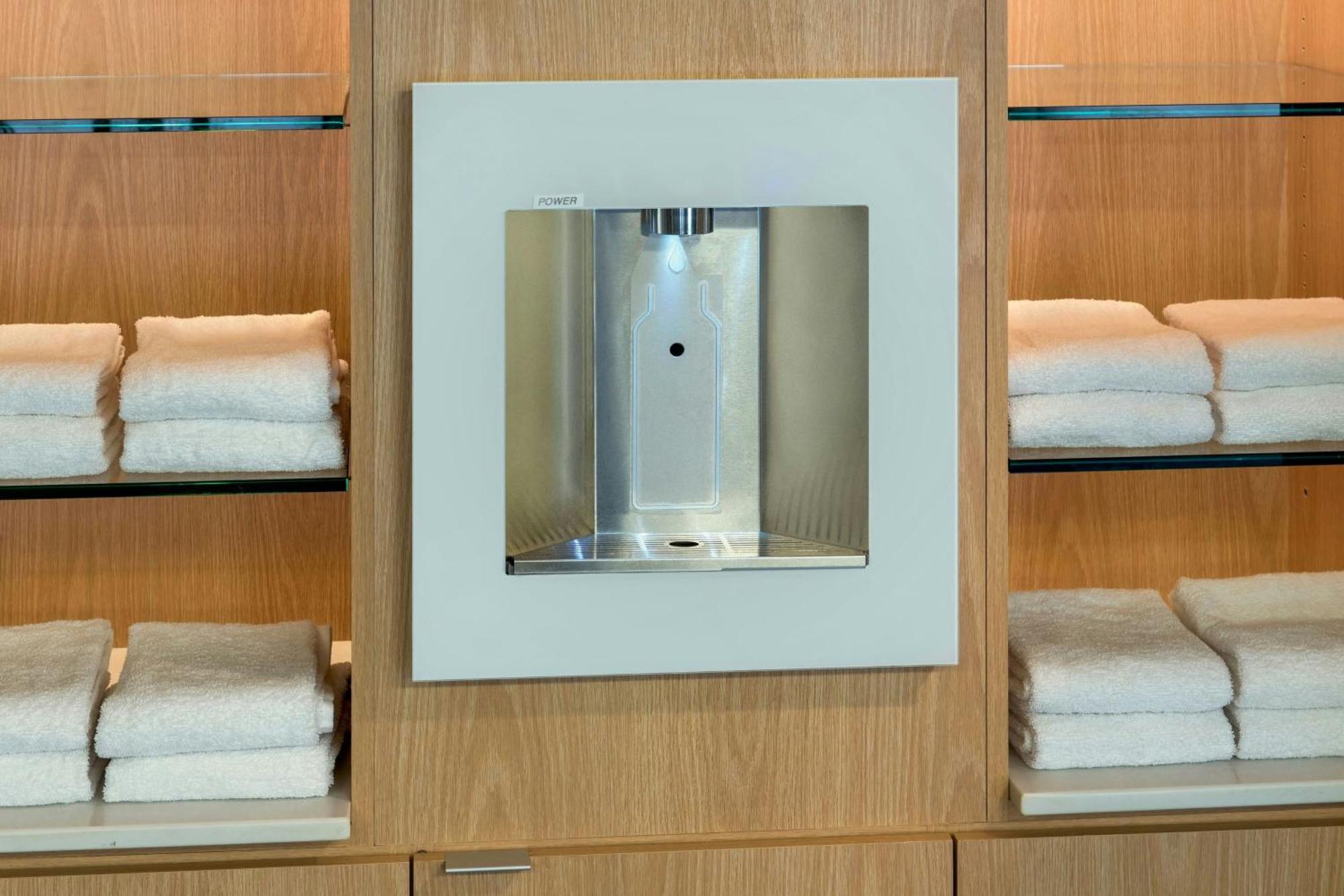 Courtyard By Marriott New Carrollton לנדובר מראה חיצוני תמונה